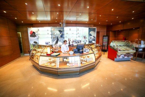 Song Bird Cafe at Hilton Kuwait Resort